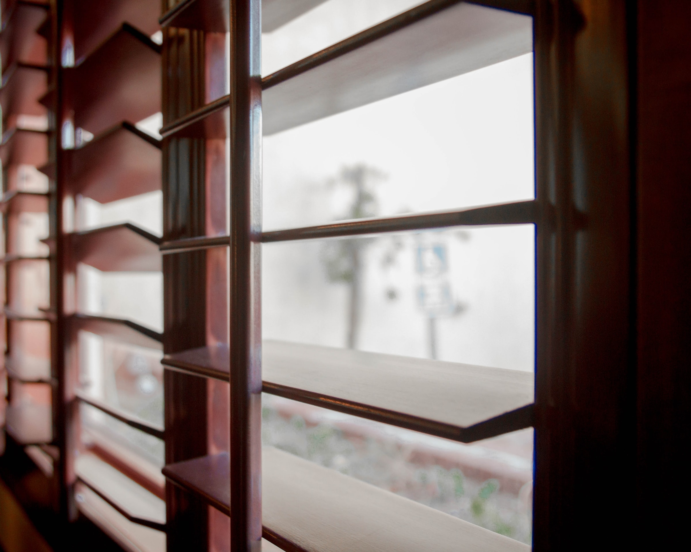How to Safely Clean Window Blinds